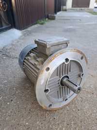 Vand motor electric 2.2 kw