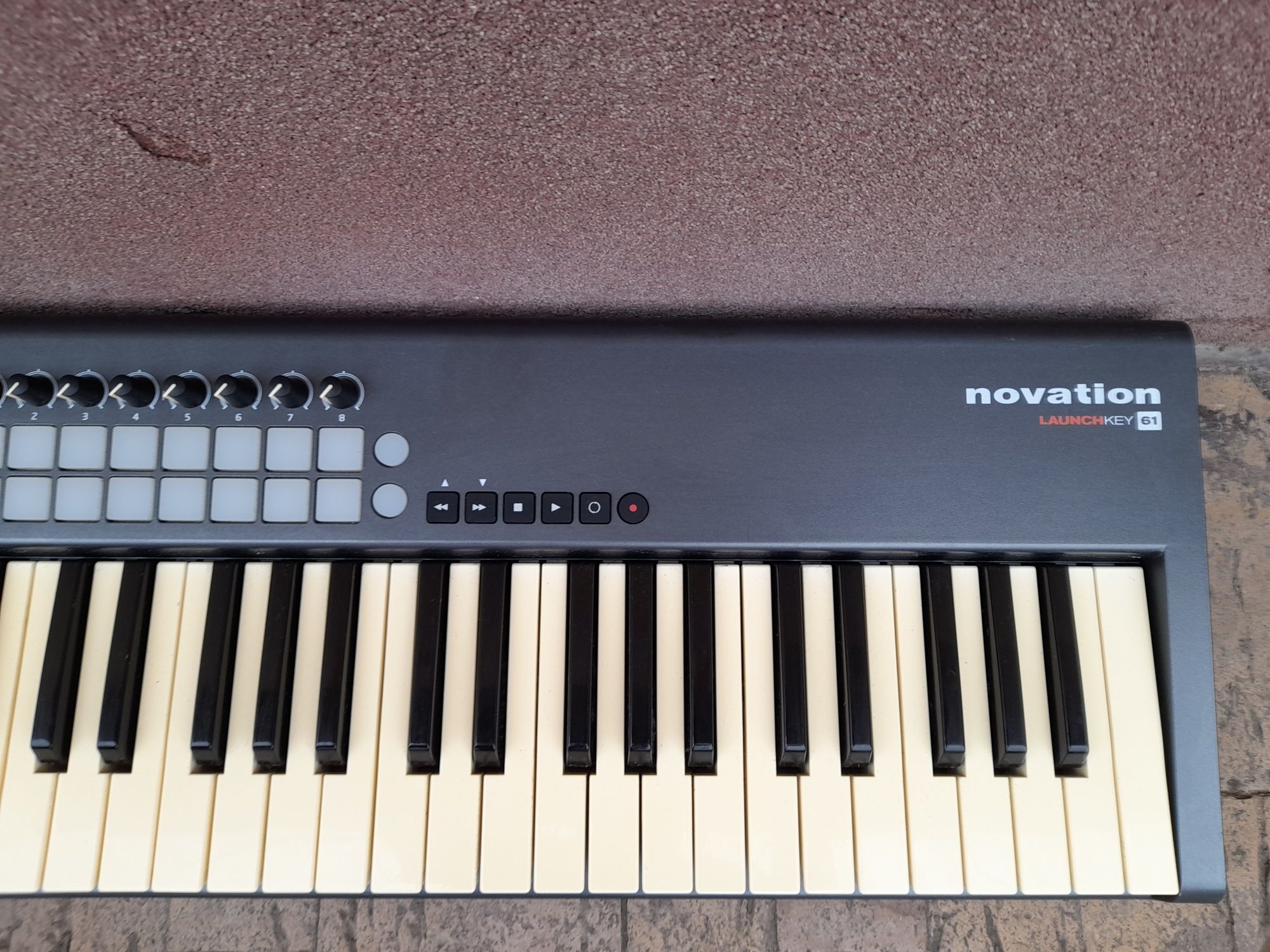 controller midi Novation LaunchKey 61