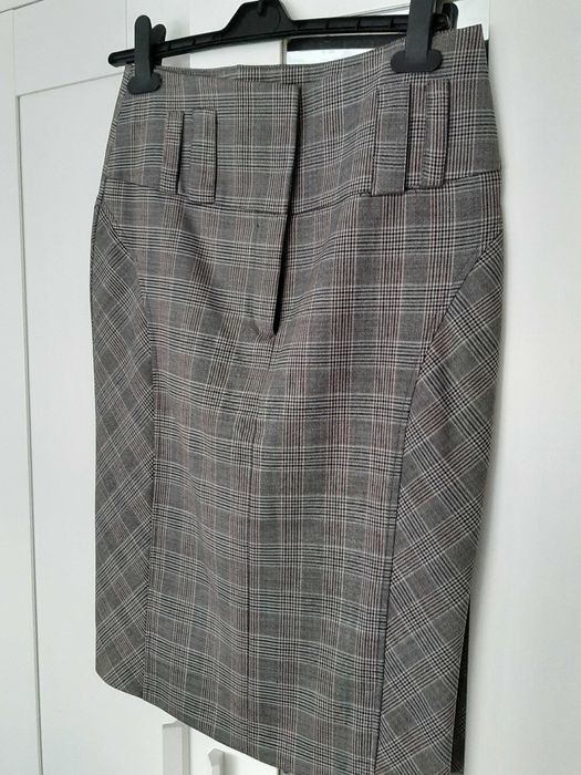 Fusta office marime 38 (pana la genunchi)