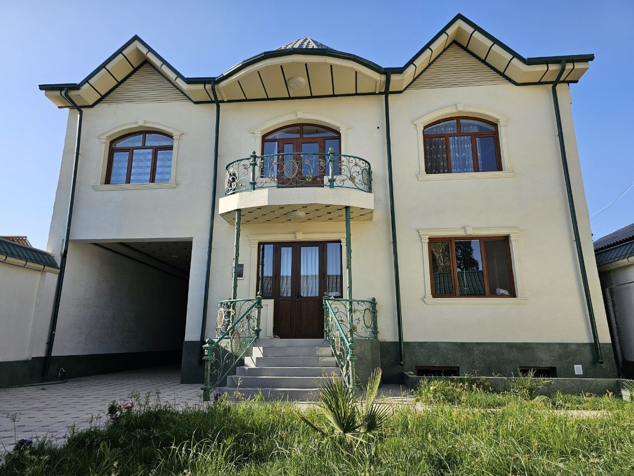 срочно продамПродам свой дом в барданкуле.  200.000у.е