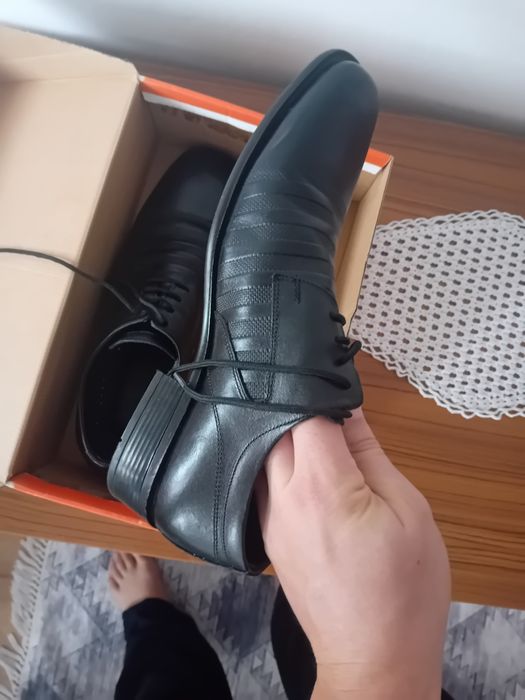 Обувки 41 номер чисто нови