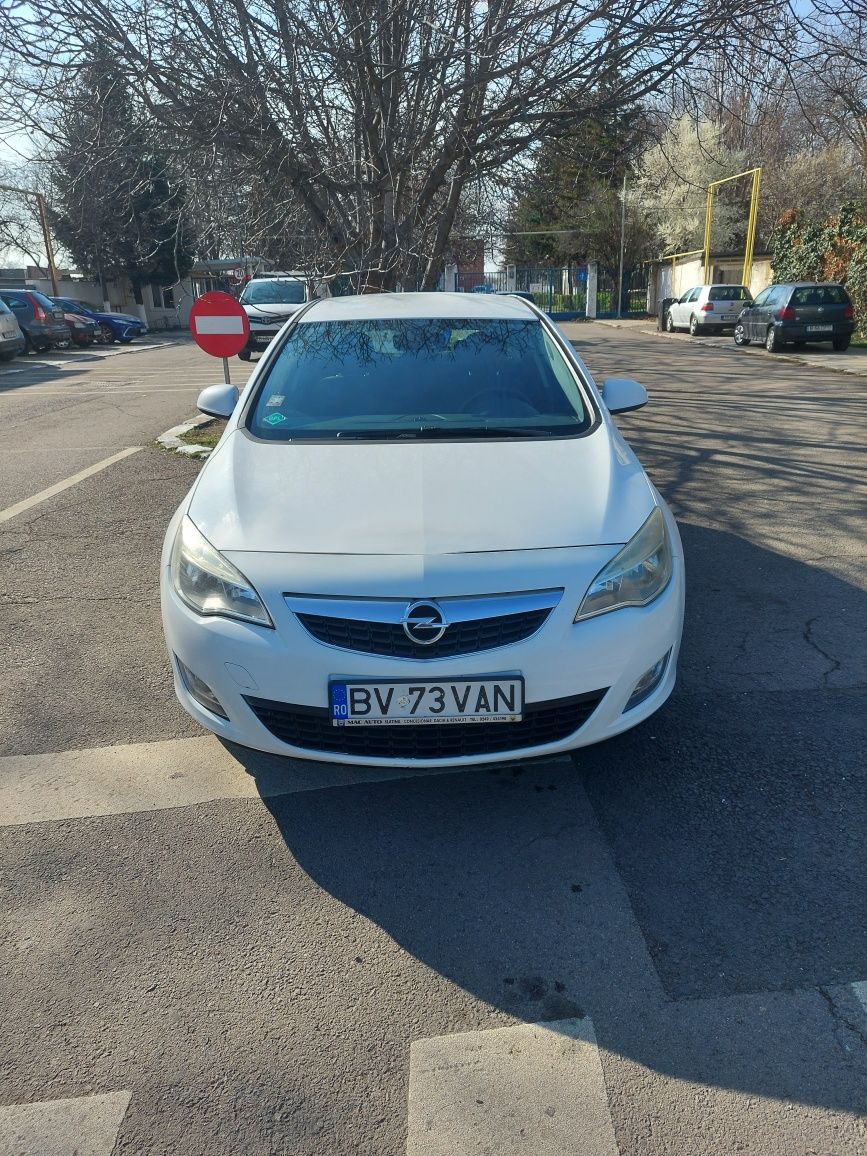 Opel astra J hatchback