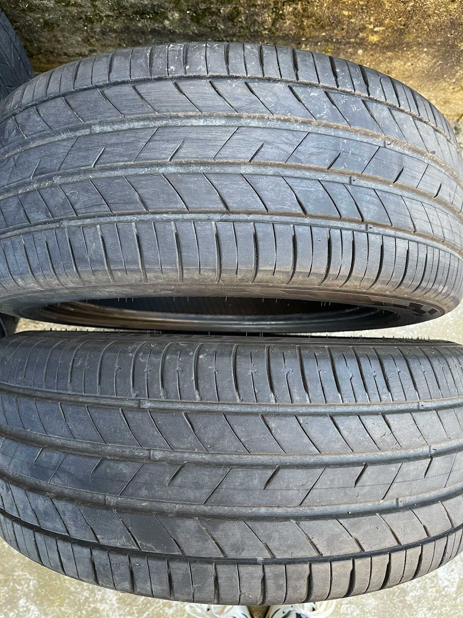Летни гуми Kumho 235/45/R18 98W DOT 4322 втора употреба