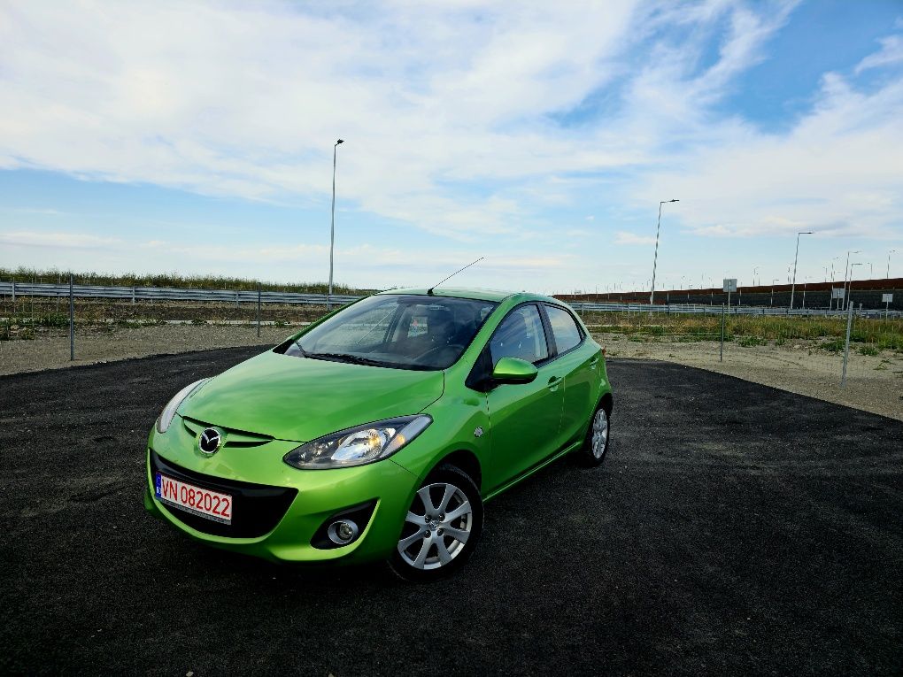 Mazda 2  Benzina Euro 5 import germania