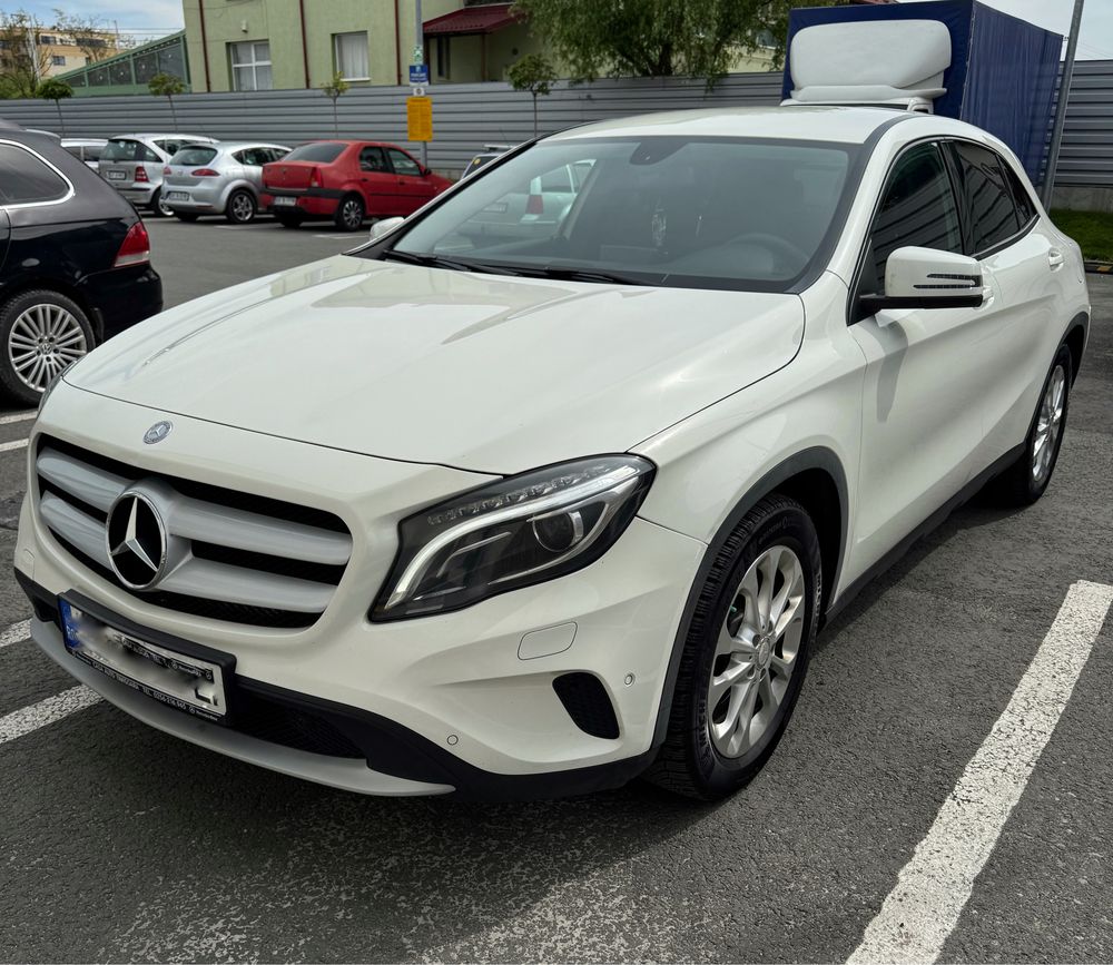 Mercedes-Benz GLA 220 CDI 4MATIC Aut.