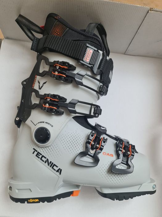 Vând clapari freeride/touring dama Tecnica Cochise Pro