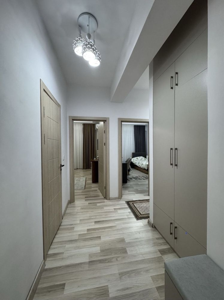 Квартира : 3/5/14Район: Яккасарай Бобур Ориентир - Zarafshan city