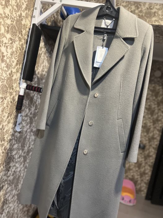 Продам женское пальто