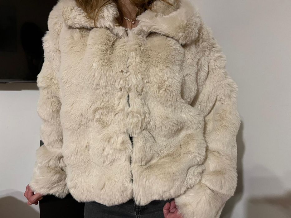 Blana confectionata in Turcia, marimea S/M, noua cu eticheta