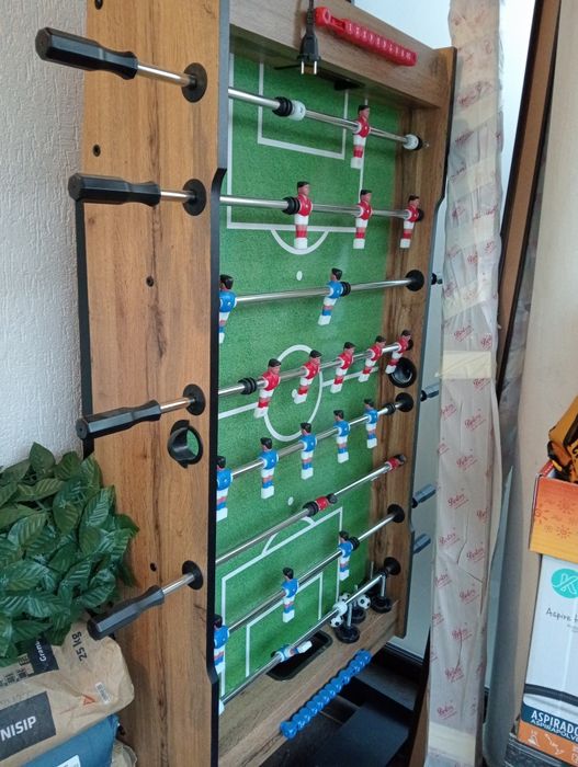 Masa fotbal dimensiuni mari