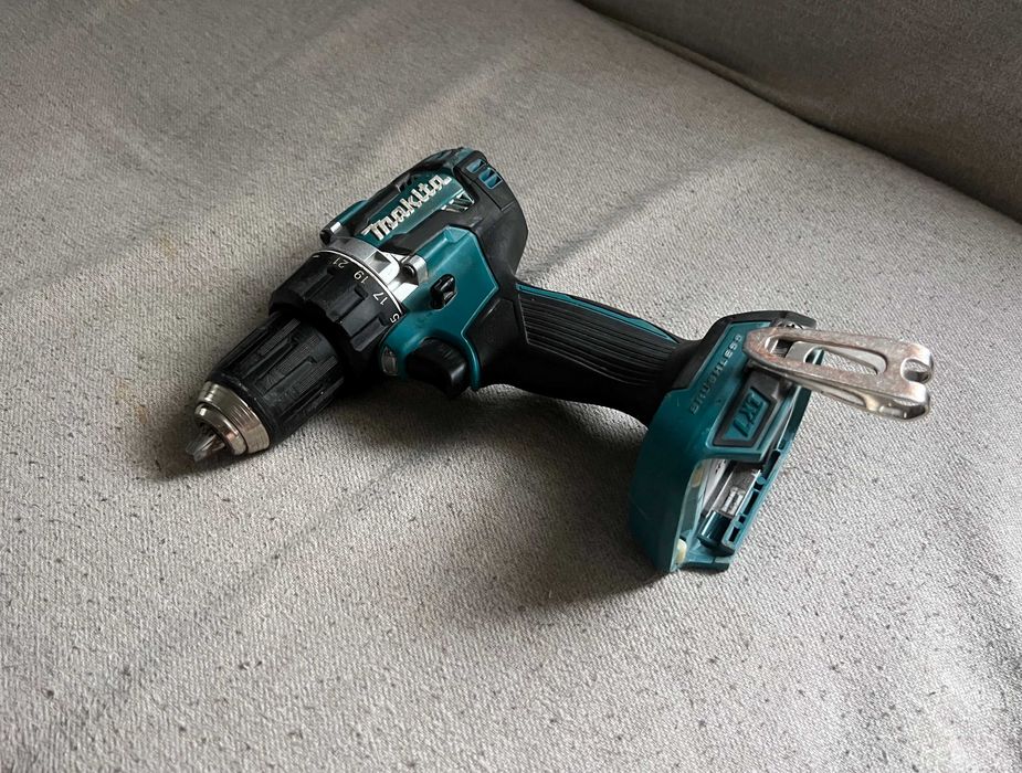 Makita DDF484 18V LXT brushless functionala part doar treapta 2 corp