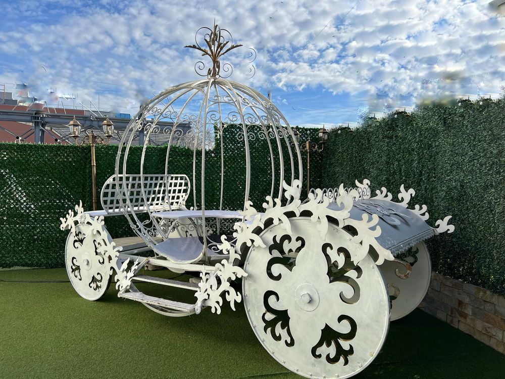 Каляска за декор (украса, декорация, парти)