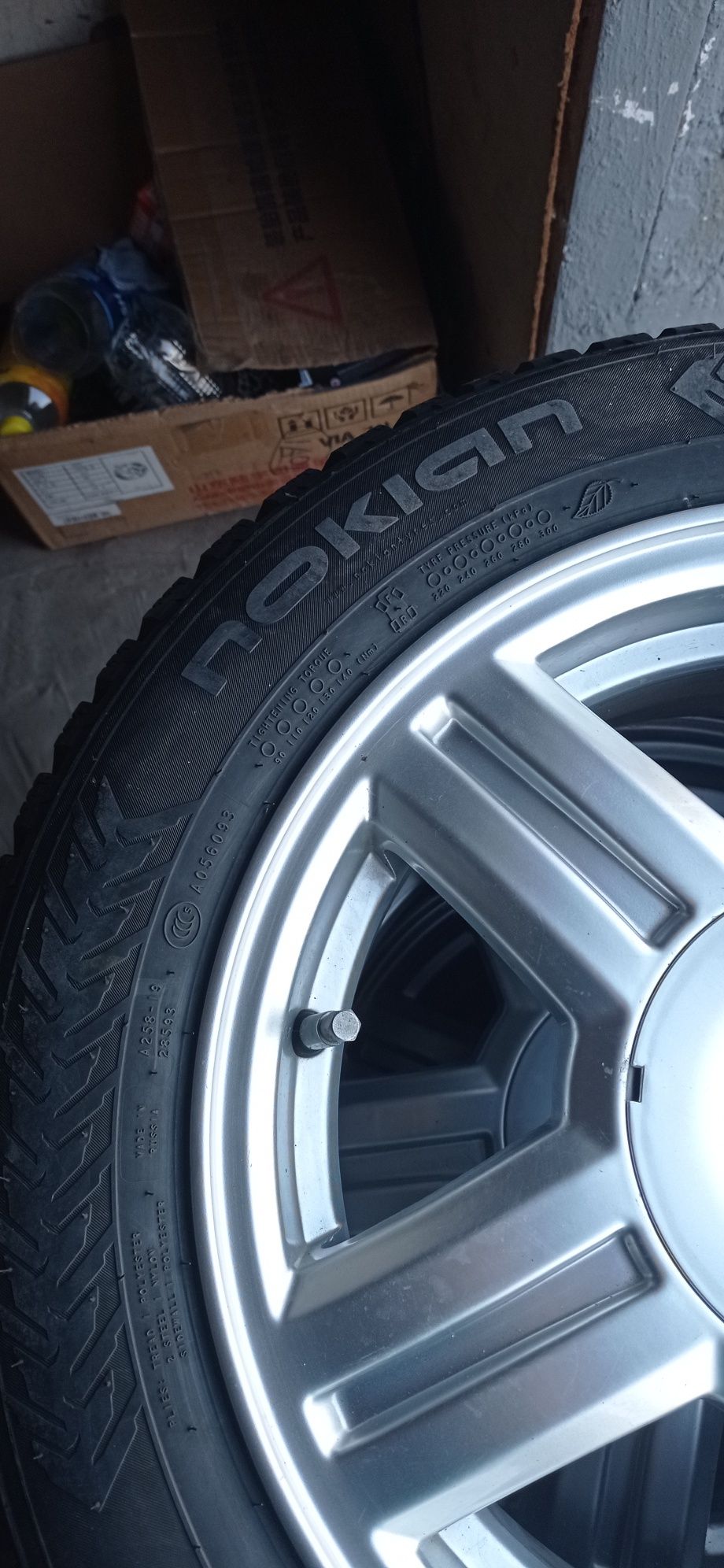 Торус r 15 с шинами nokian hakkapelita 8