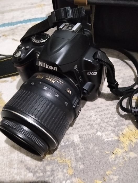 Фотоаппарат Nikon D3000