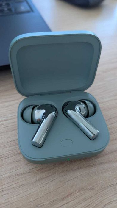 OnePlus Buds 3 Green