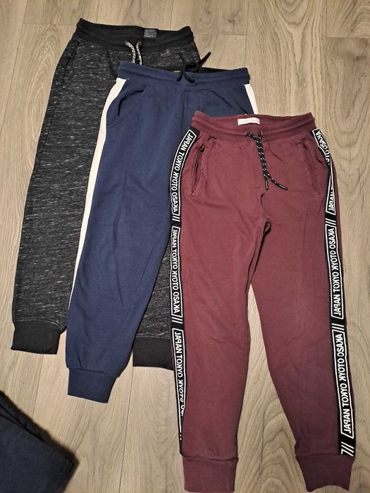 Lot 3 pantaloni 9-10 ani