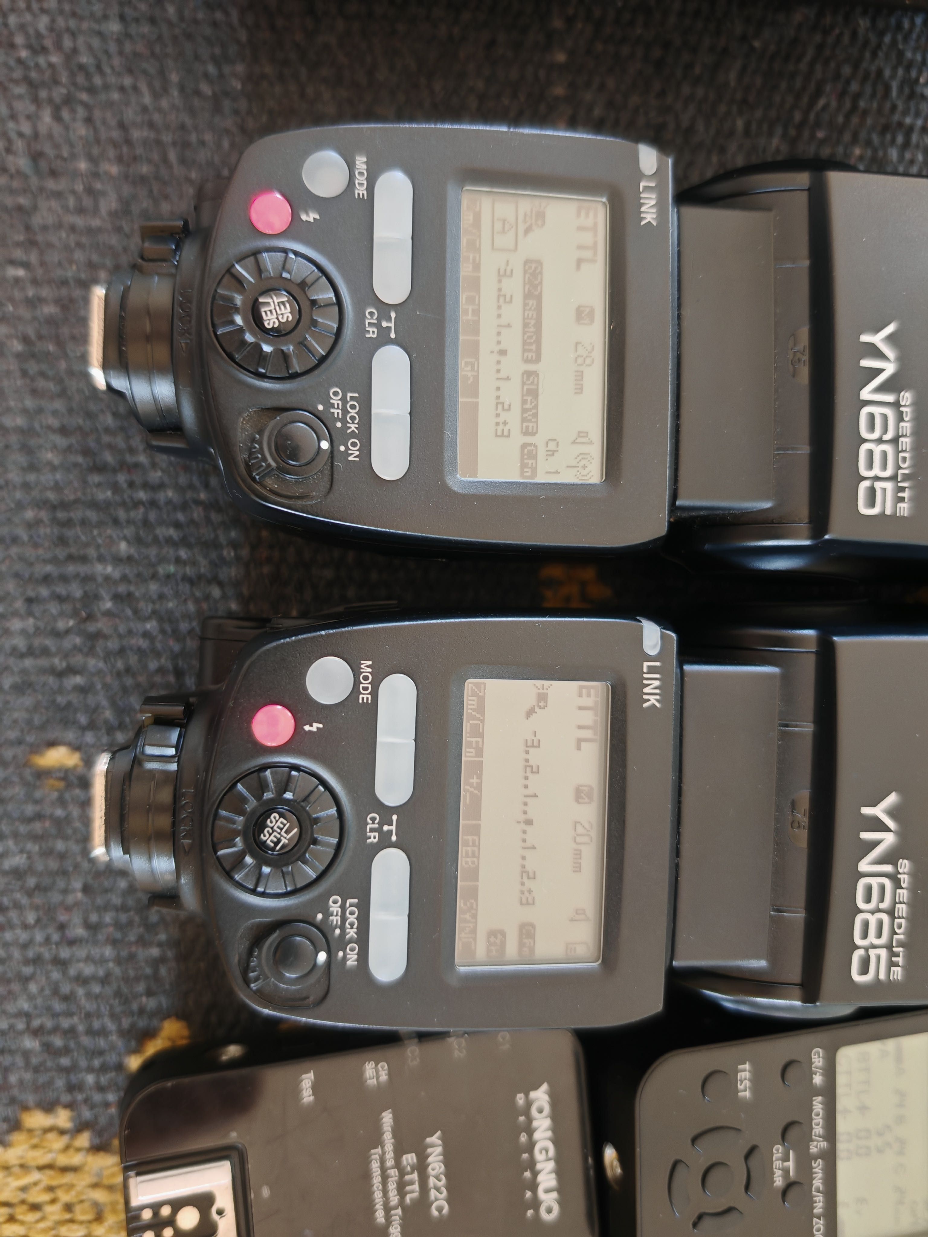 Yongnuo YN685, YN622C, YN622-TX комплект светкавици/предавател/приемни