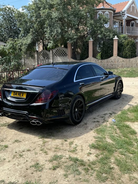 Mercedes S320 long  limusine