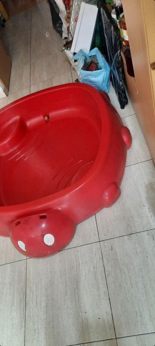 Piscina de vanzare