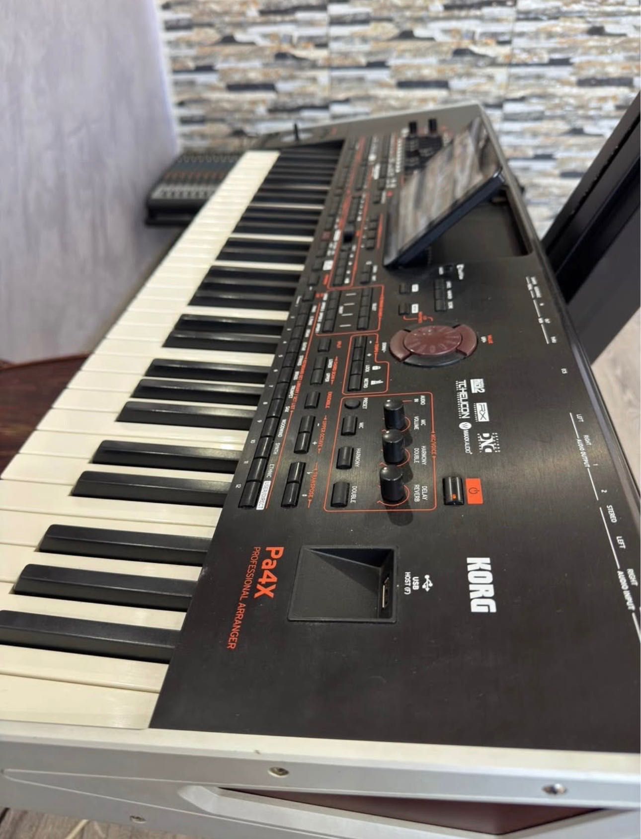 Korg pa4x Като нов перфектен