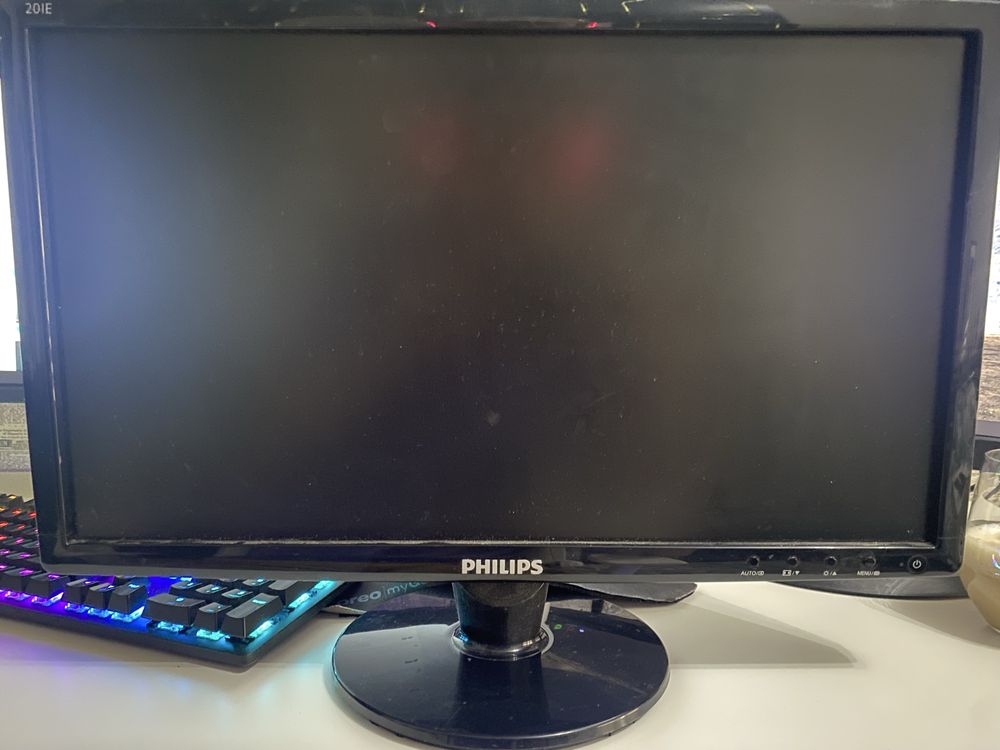 Монитор Philips 201E1  LCD