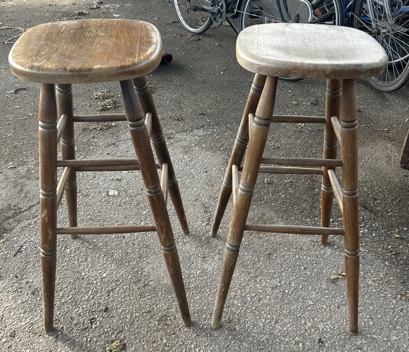 Два стола - маймунки