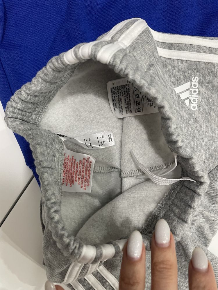 Adidas ново бебешко оригинално екипче