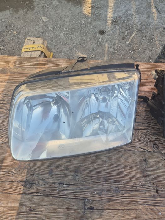 Оригинални Фарове за VW Поло 2000- 2002г