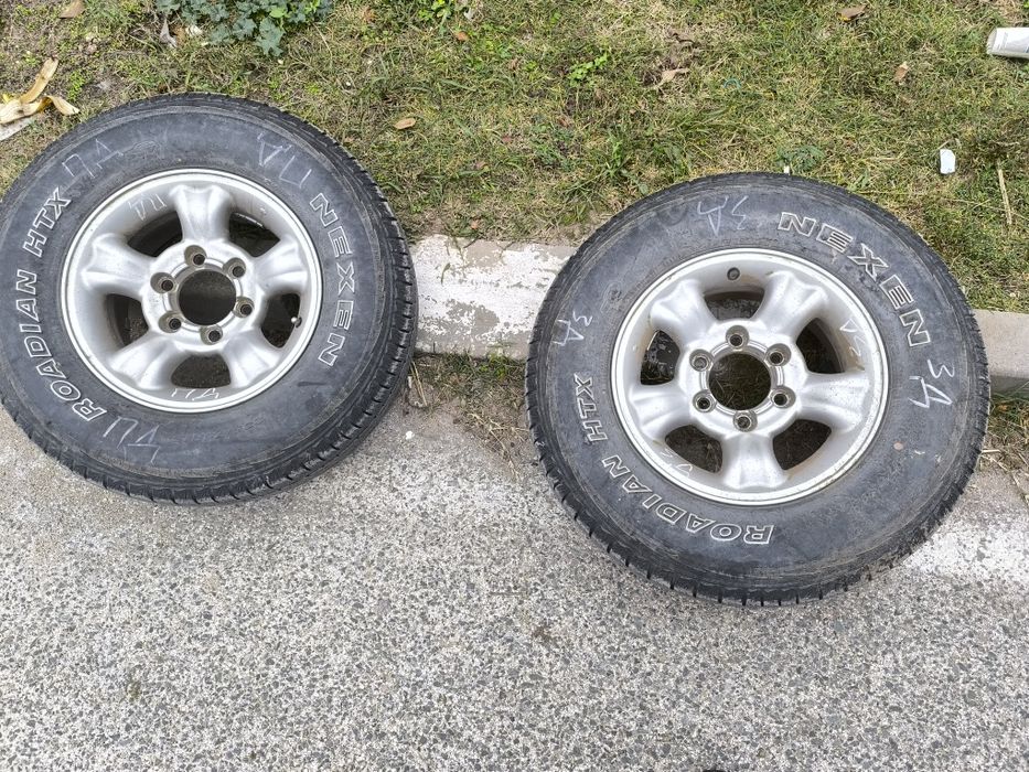 Гуми с джанти 235/75/15