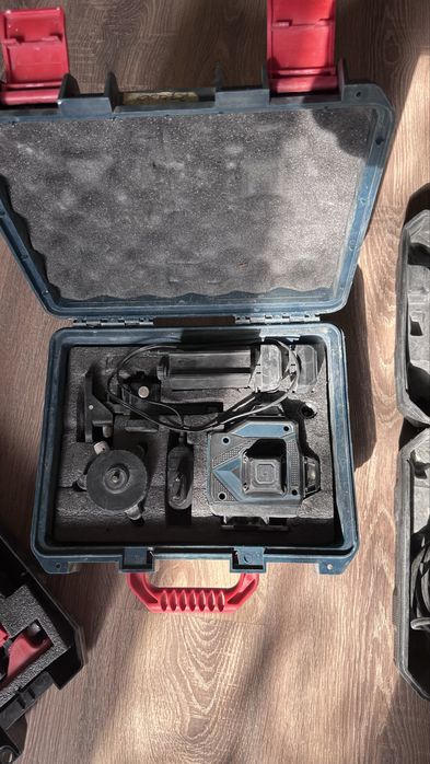 Продается лазерный уровен