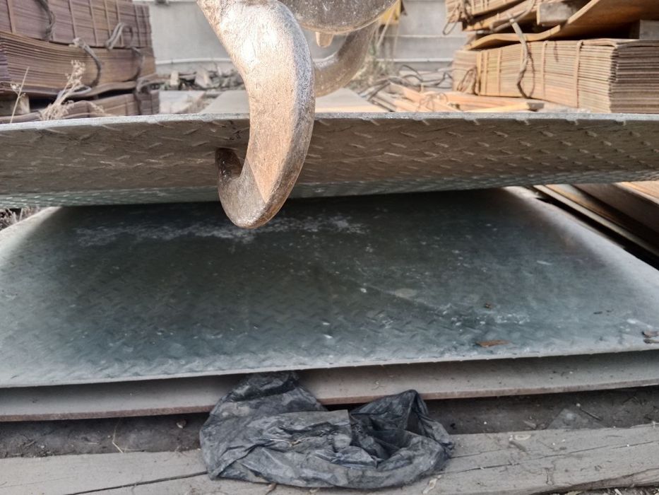 Сталной лист рефлени оцинкованый 6мм