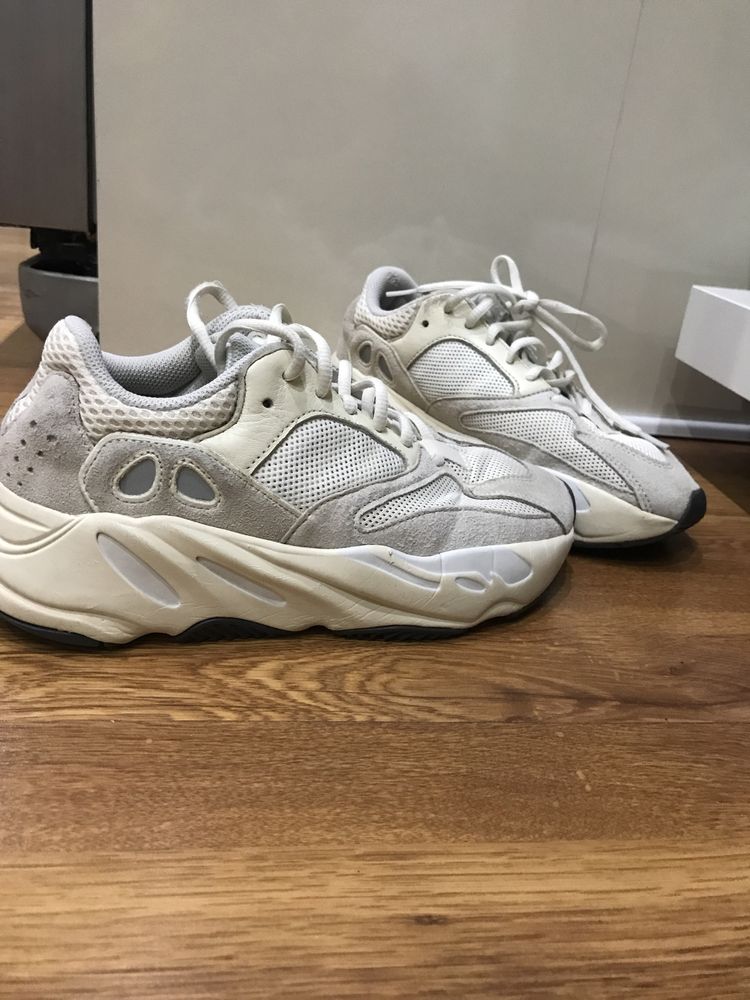 Adidas yeezy boost 700 analog 38размер