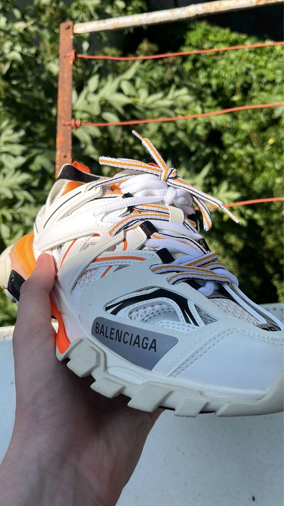 Balenciaga Track