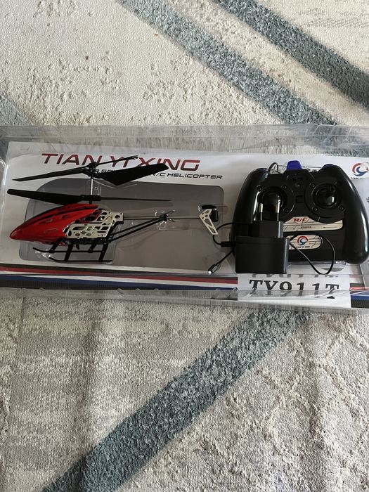 Продам радиоуправляемый вертолёт
