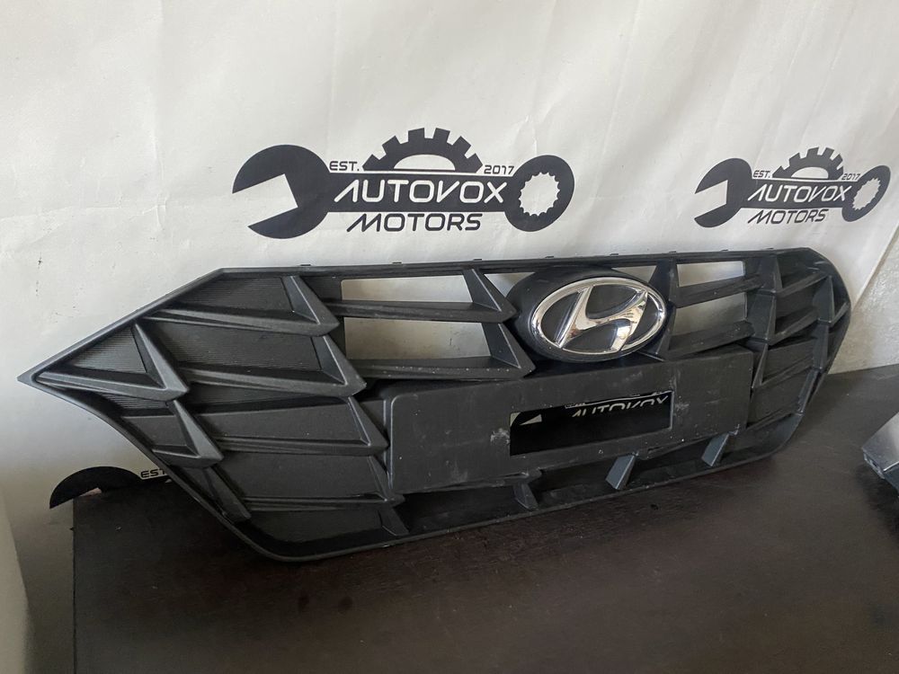 Grila radiator Hyundai I20 an de la 2020-prezent