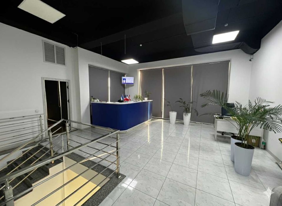 Аренда офис 750/750 м² в БЦ Махтумкули с отдельным входом (55)