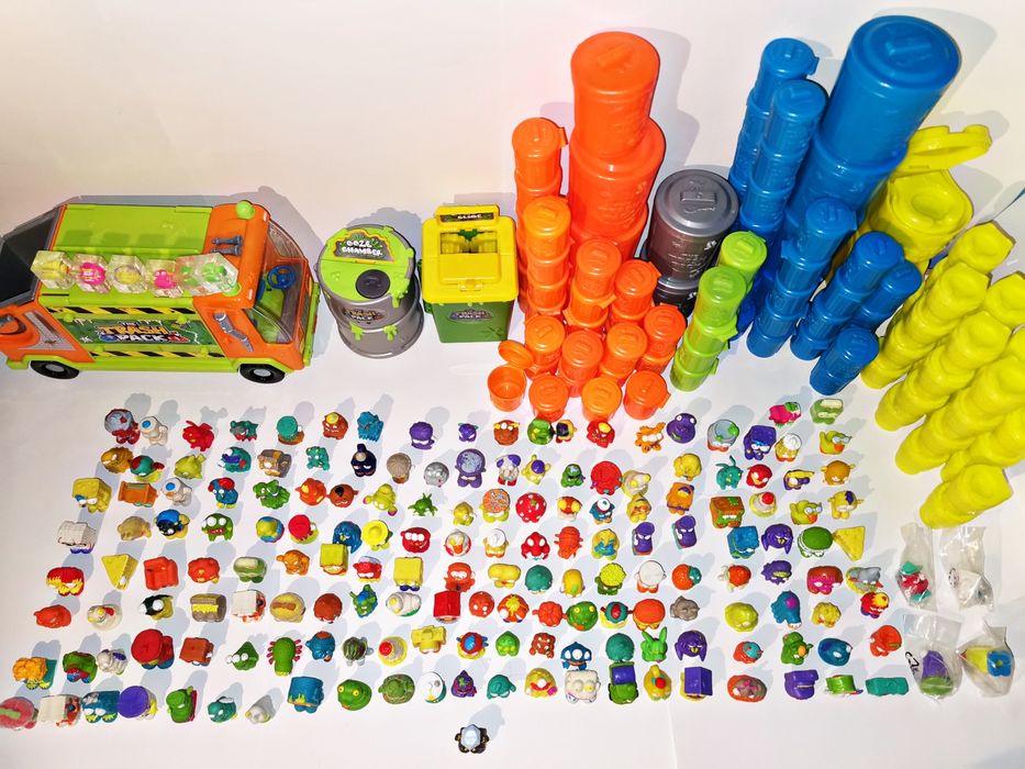 Trash Pack Lot + Junk Jewellery limiteted edition