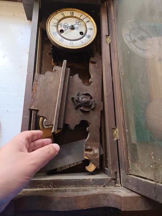 Старинен часовник