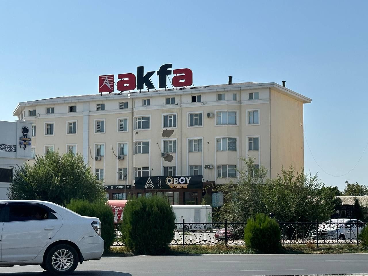 Reklama xizmati // tashqi reklama // bilbord // led ekran // avtobus