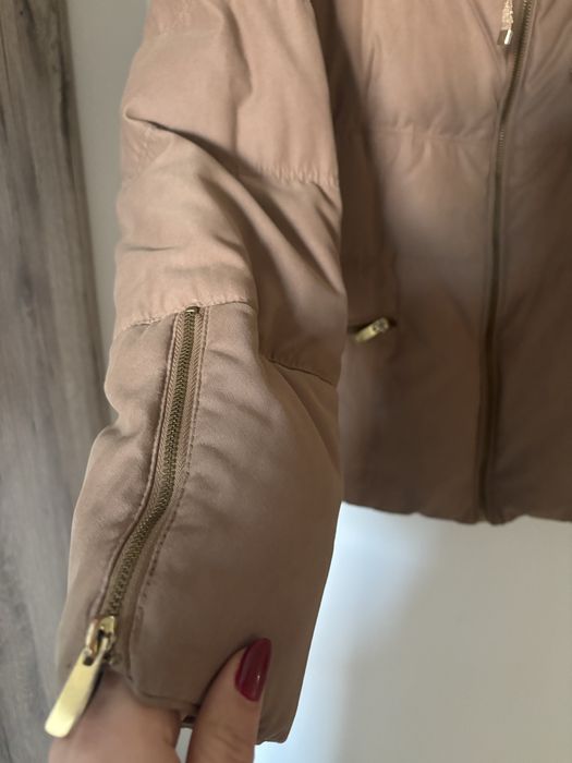 Geaca Zara din puf si pene - marimea M/38 - impecabila, fara defecte