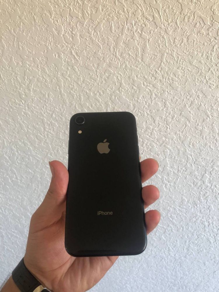 Iphone XS sotiladi srochna