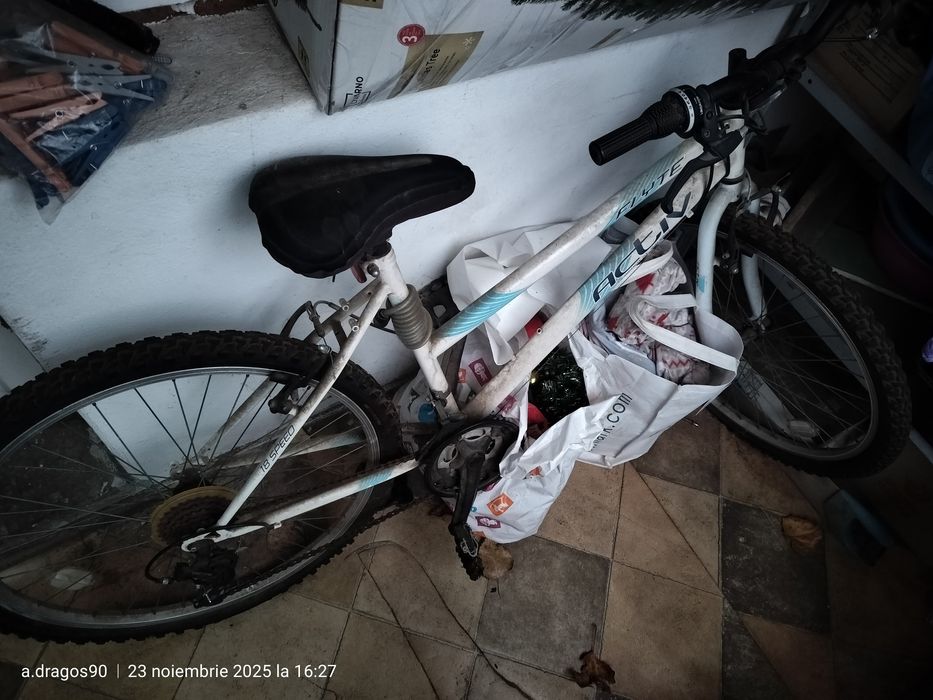 Bicicleta bike. 18 speed flyte activ