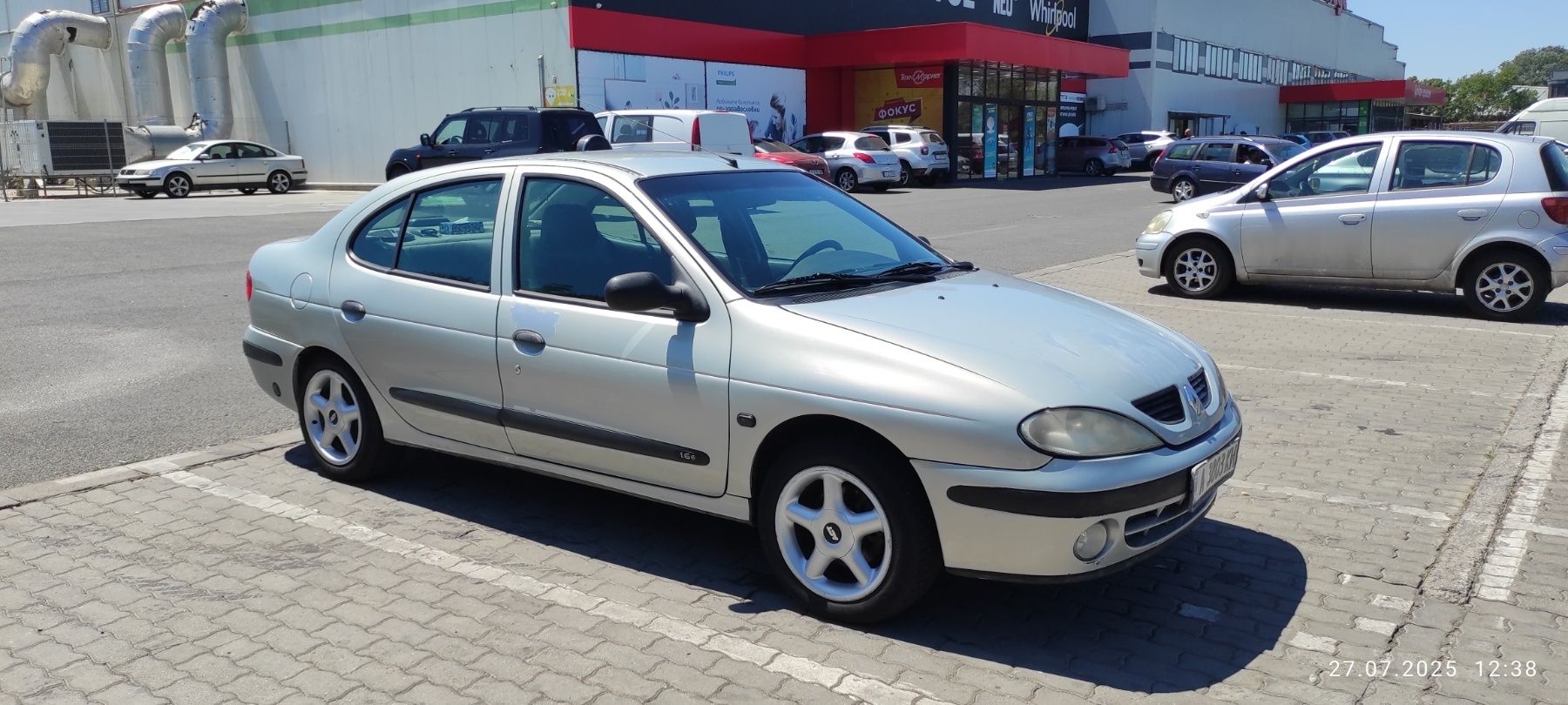 Renault Рено Меган класик 1.6 90 кс