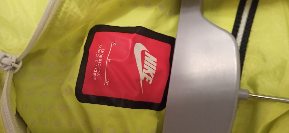 Geaca Nike,  vânt/ploaie