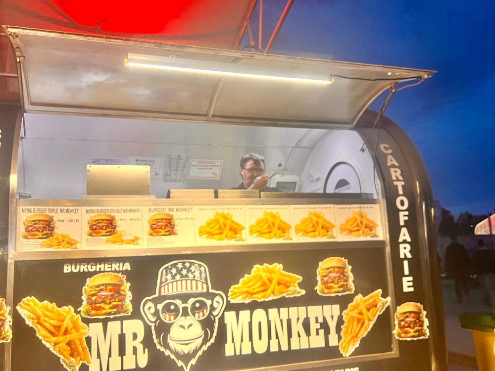 Rulota Food truck complet utilata