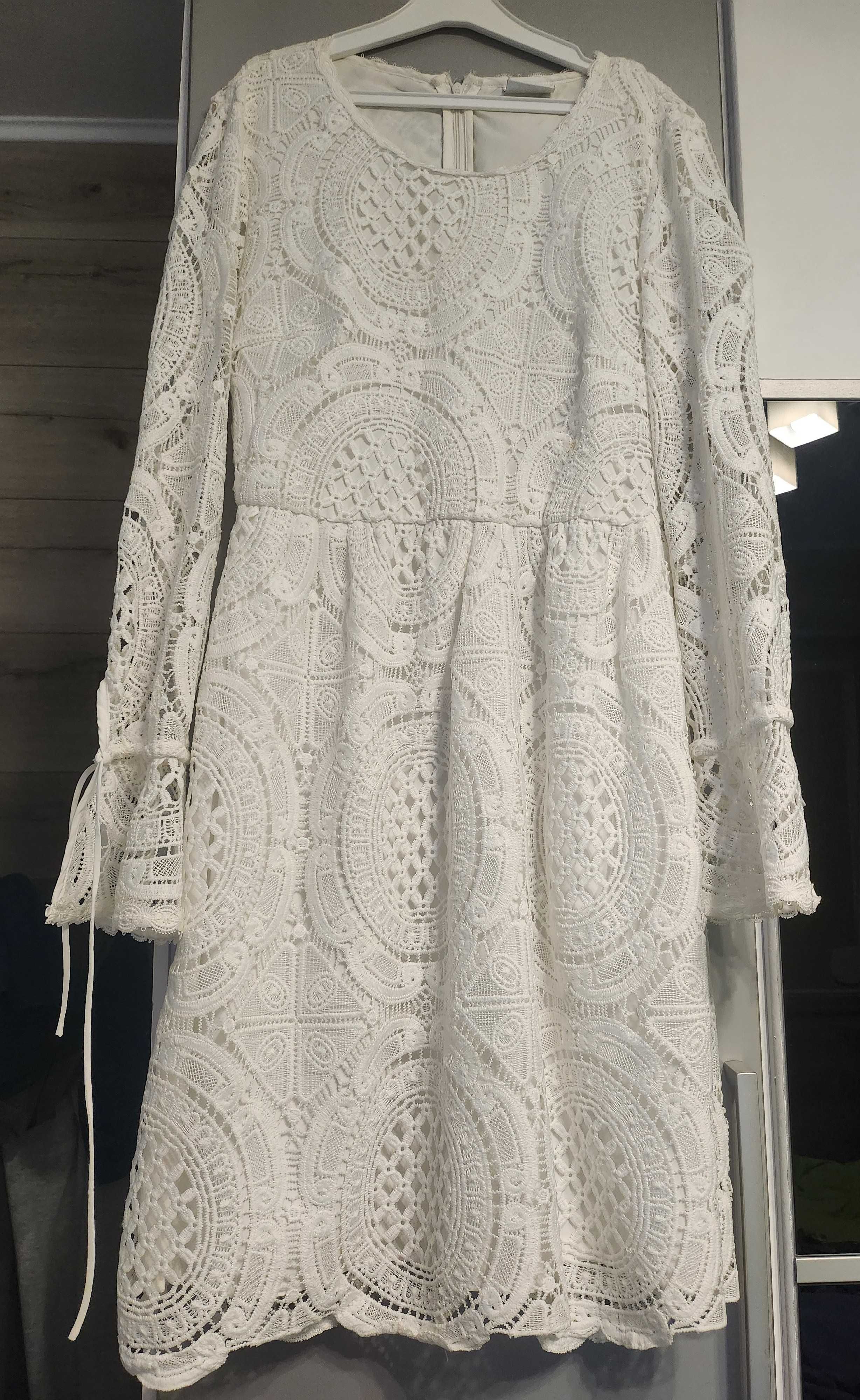 Лятна рокля Zara/ Бяла дантелена рокля