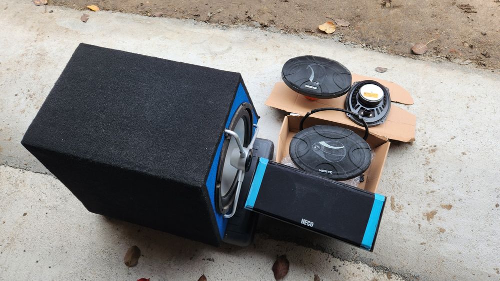 Hertz колони 6х9