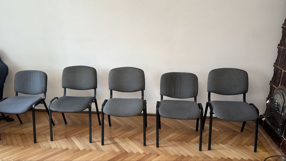 Vand scaune conferinta / sedinte / vizitator