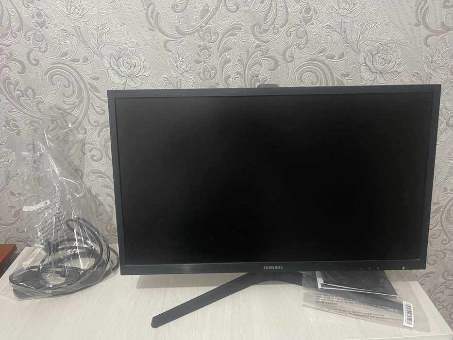 Монитор Samsung 144hz