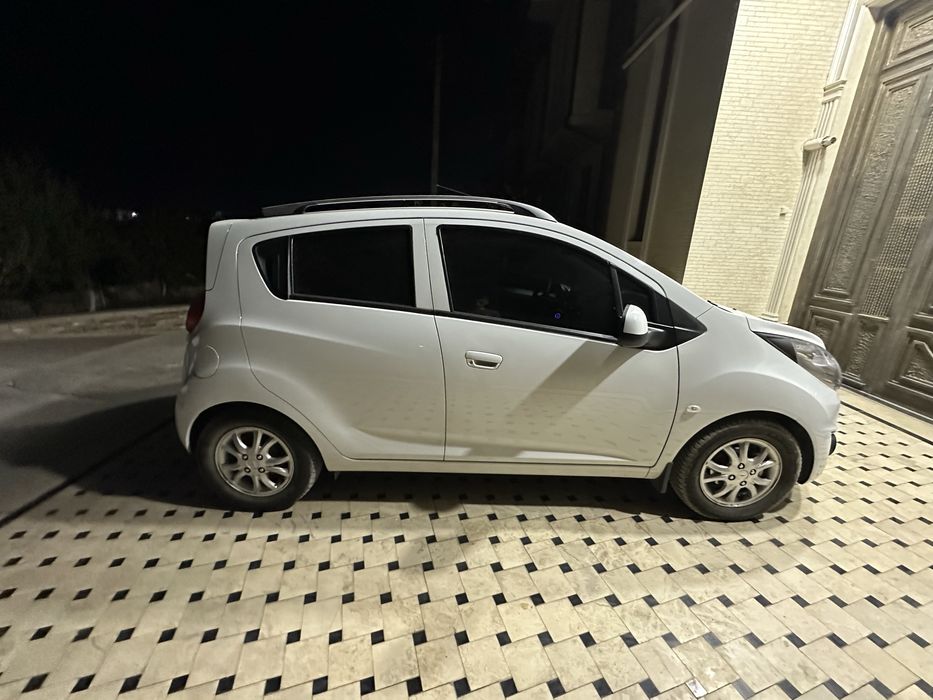2022yil kraskasi toza yangi moshin 29000km yurgan